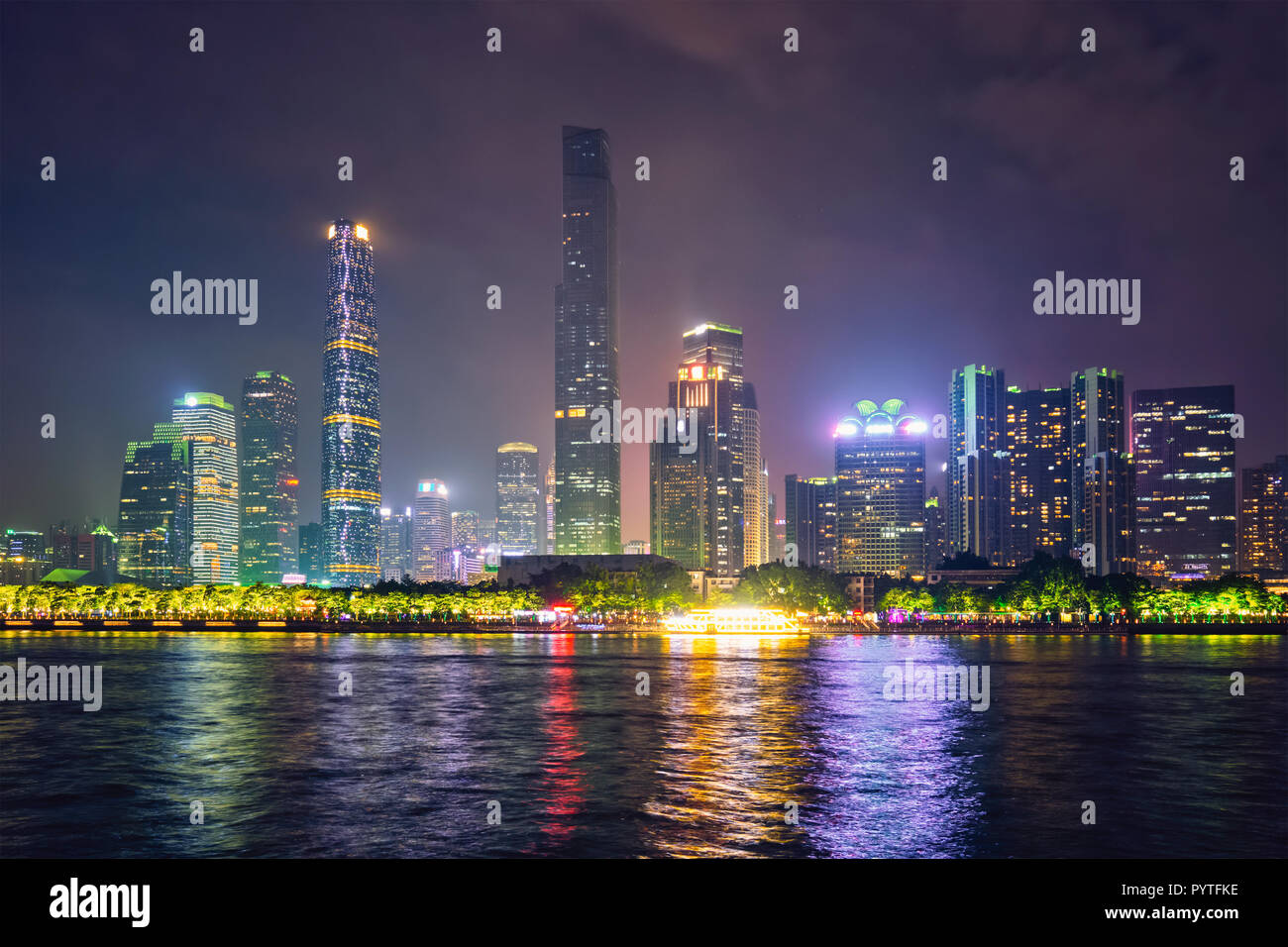 Skyline de Guangzhou. Guangzhou, Chine Banque D'Images