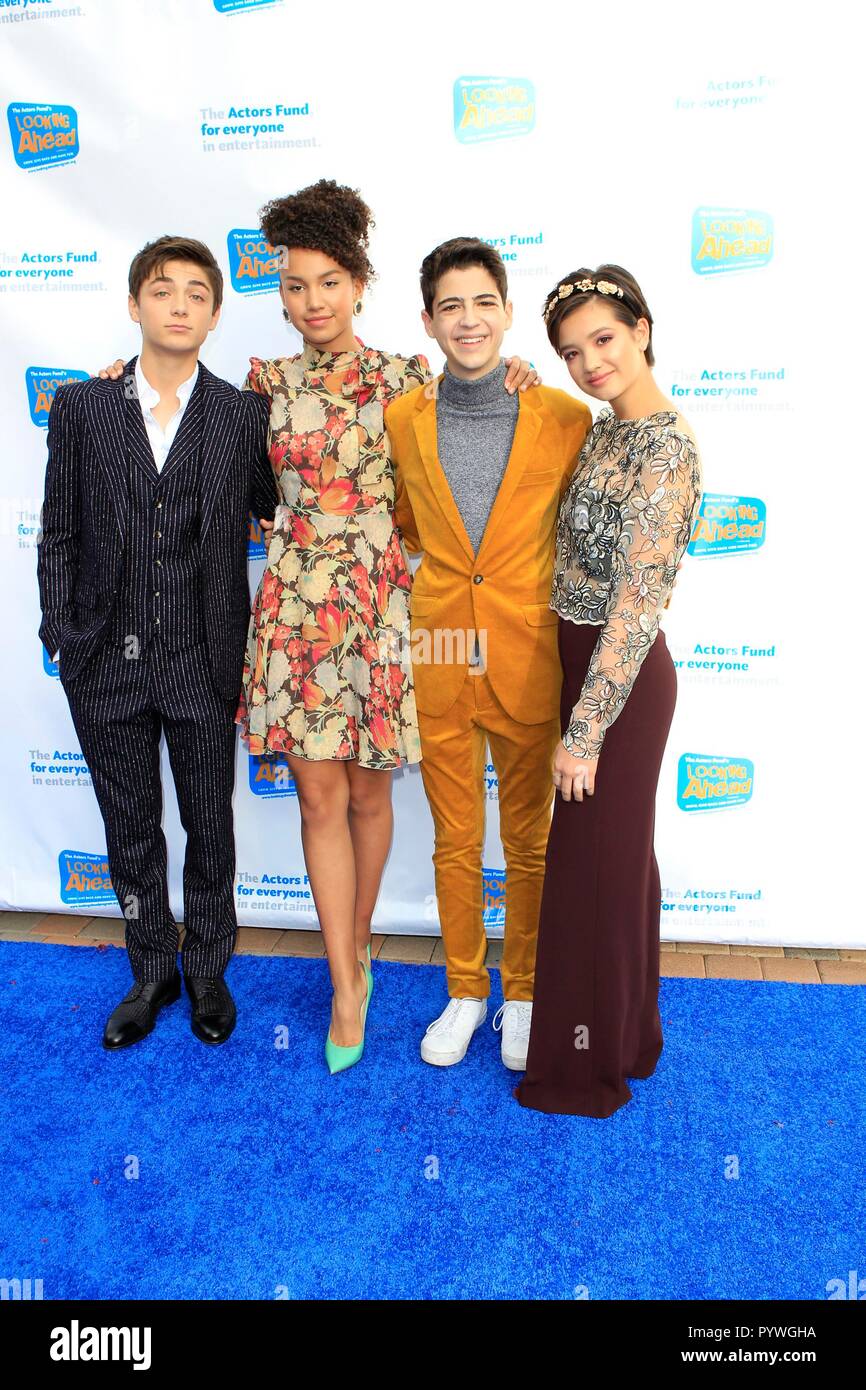 Los Angeles, CA, USA. 28 Oct, 2018. Asher Angel, Sofia Wylie, Joshua Rush, Peyton Elizabeth Lee à l'arrivées de 2018 à l'avant Prix, Taglyan complexe, Los Angeles, CA, 28 octobre 2018. Credit : Priscilla Grant/Everett Collection/Alamy Live News Banque D'Images