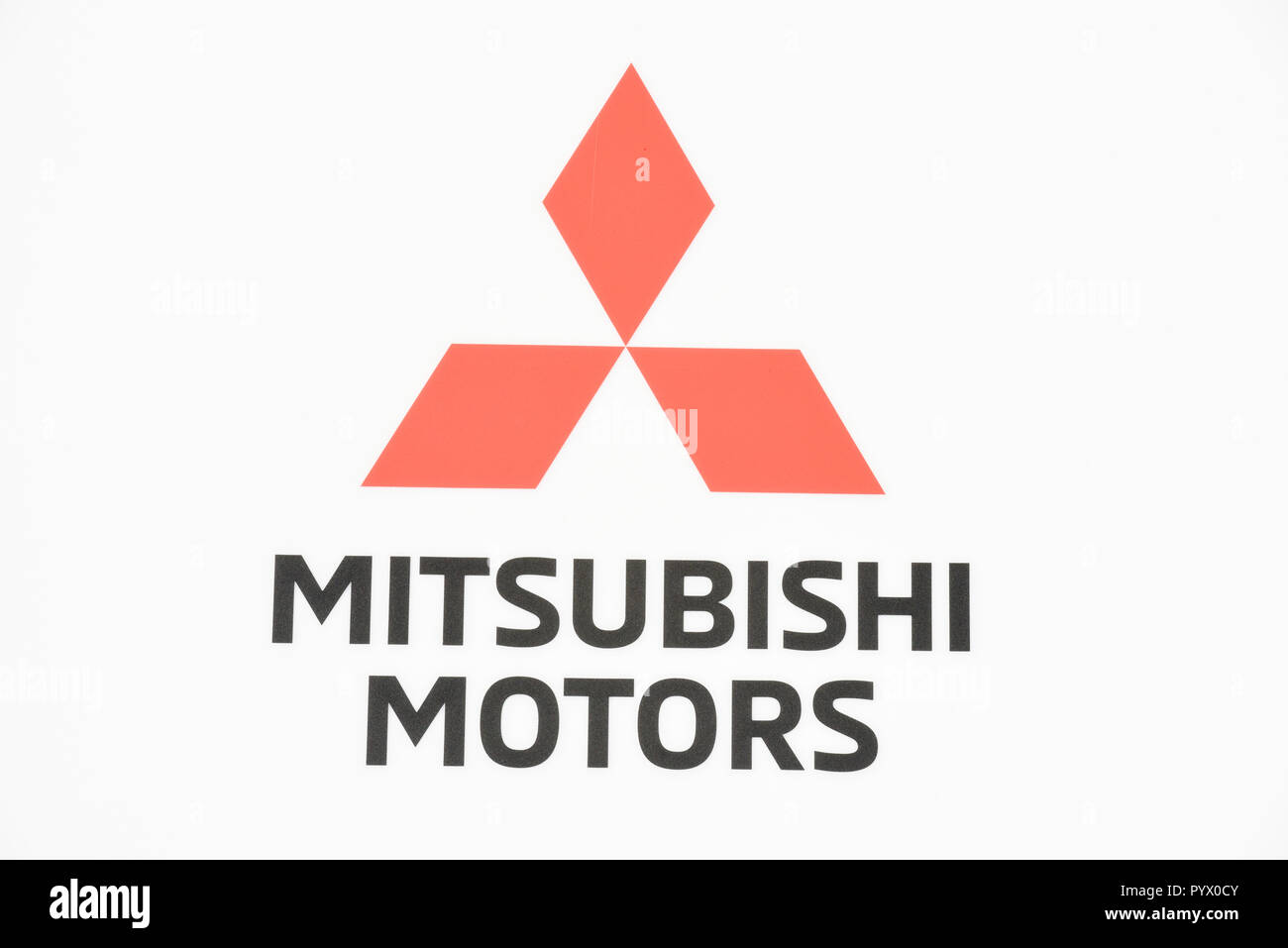 Lugano, Suisse - 24 octobre 2018 : Logo signe de la voiture Mitsubishi à Lugano le Suisse Banque D'Images