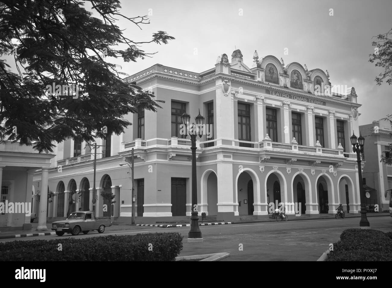 Cuba, La Havane, La Havane, Caraïbes, 'Perle des Antilles' de vieilles voitures, rues et de belles plages. Banque D'Images