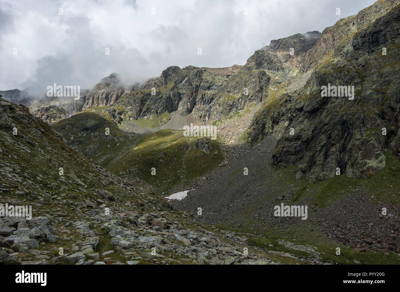 Paysage des Highlands dans massif du Monte Rosa près de Punta Indren. Verbania, Italie Banque D'Images