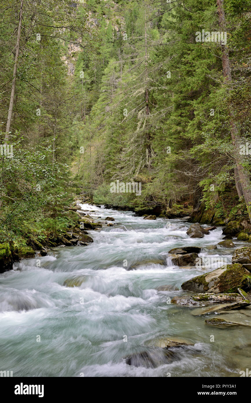 Gößnitzbach, mountain creek, près de Klagenfurt, vallée de Möll, Parc National du Hohe Tauern, Carinthie, Autriche Banque D'Images