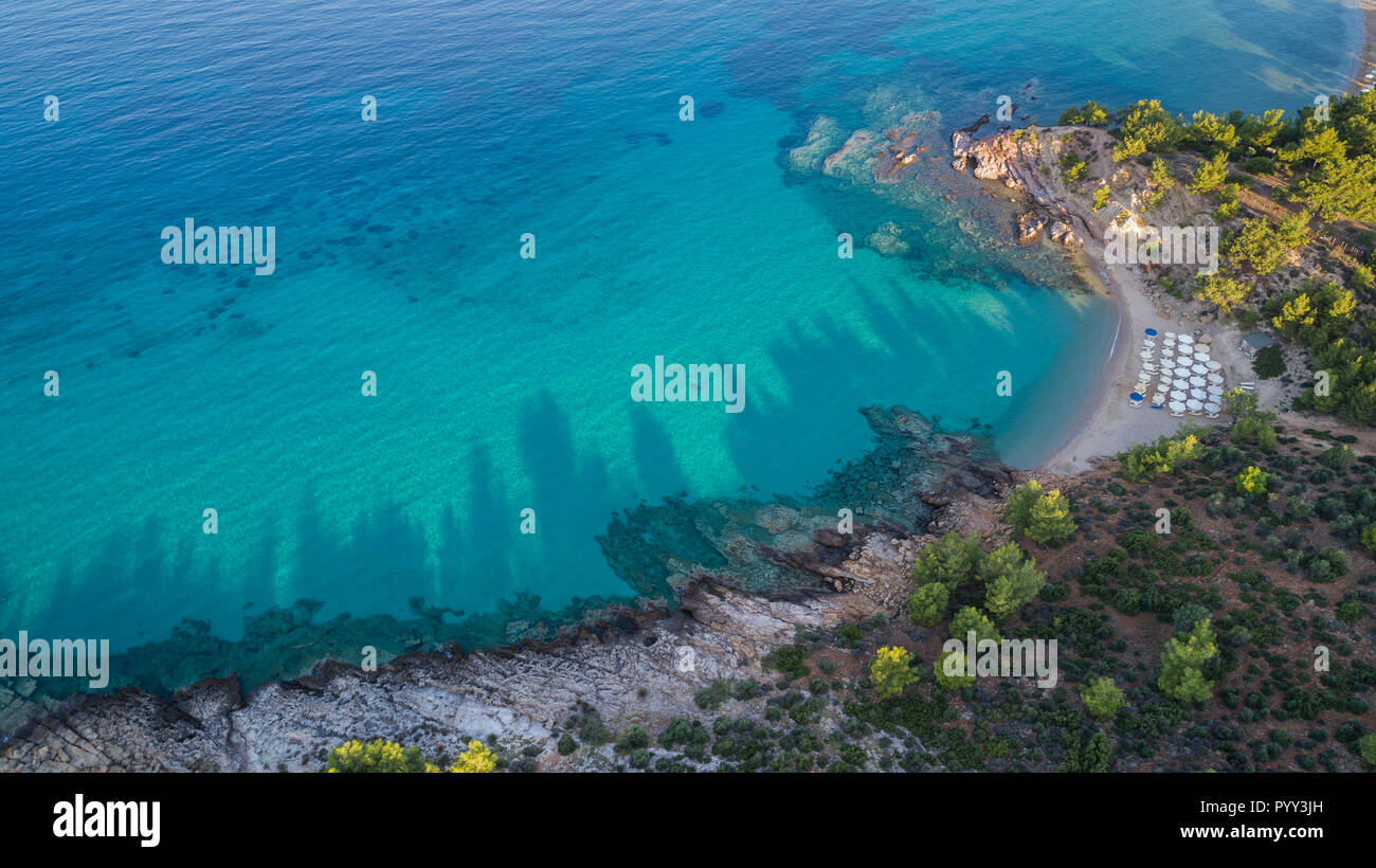 Vue aérienne de la plage de Notos. L'île de Thassos, Grèce Banque D'Images