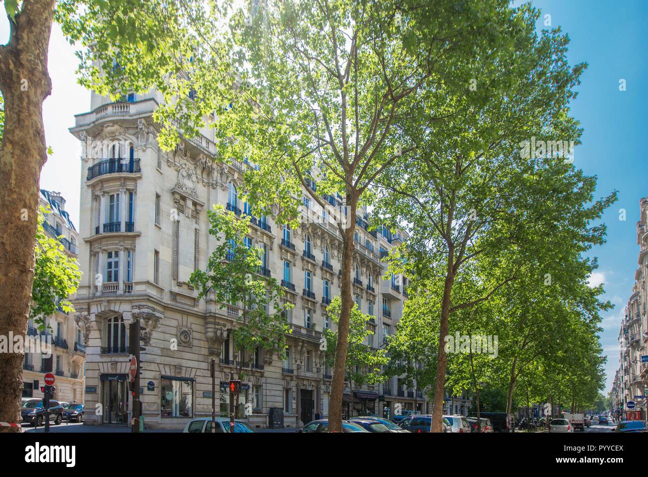 France, Ile de France, Paris 7ème arrondissement, Paris, 17 boulevard Raspail, post-haussmanniens, bâtiment en pierre de taille, Banque D'Images