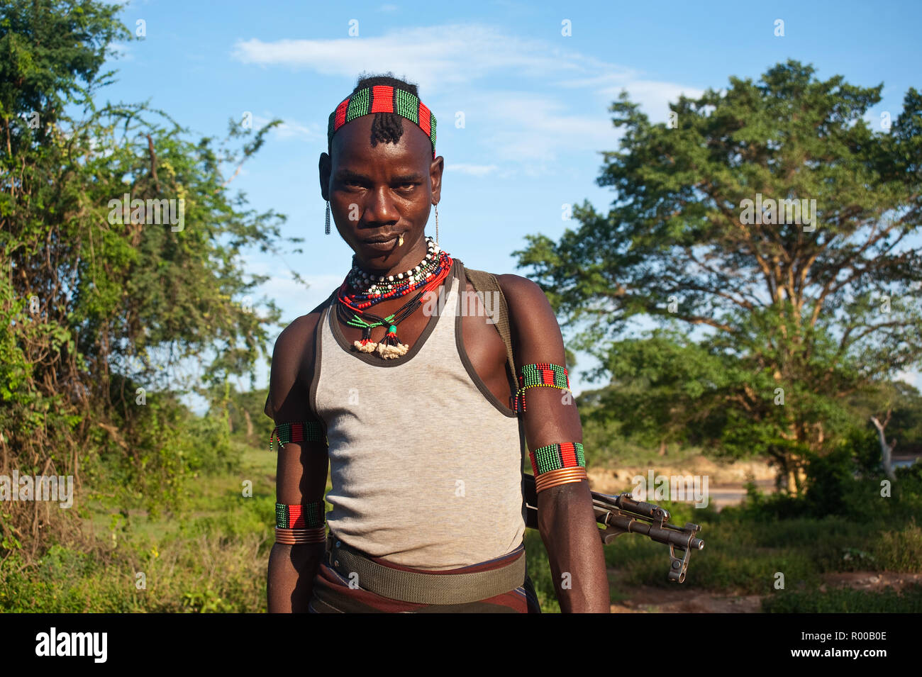 Teenage boy appartenant à la tribu Hamer (Éthiopie) Banque D'Images