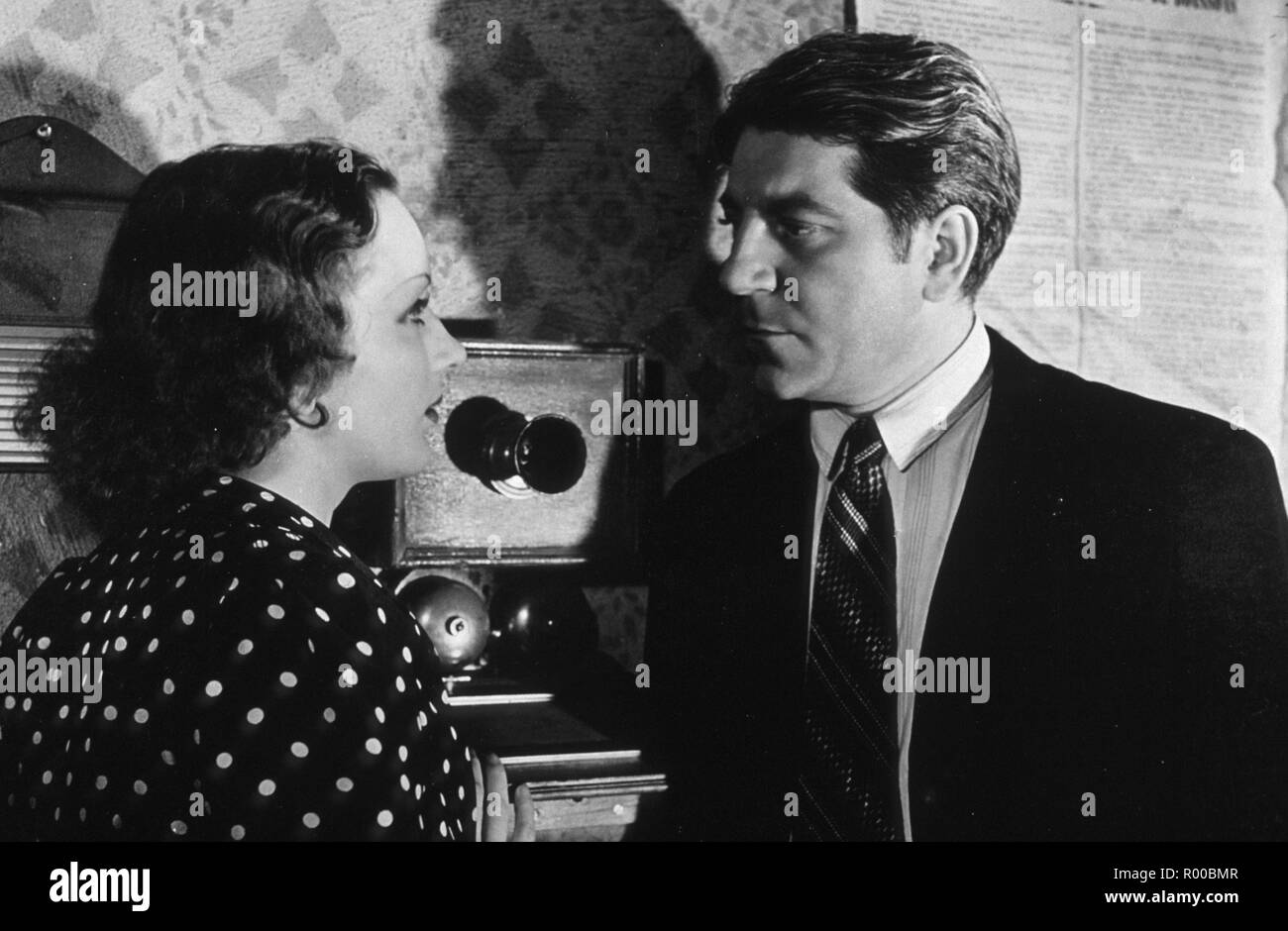 Gueule d'amour Année : 1937 - France Jean Gabin, Mireille Balin Directeur : Jean Gremillon Banque D'Images