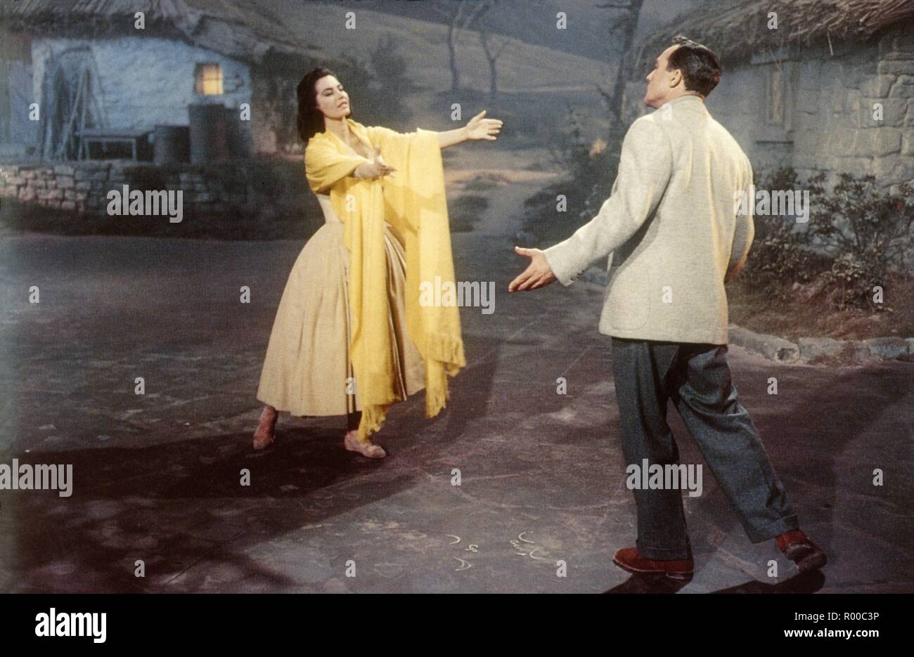 Singin' in the Rain Année : 1952 USA Réalisation : Stanley Donen, Gene Kelly Gene Kelly, Cyd Charisse Banque D'Images