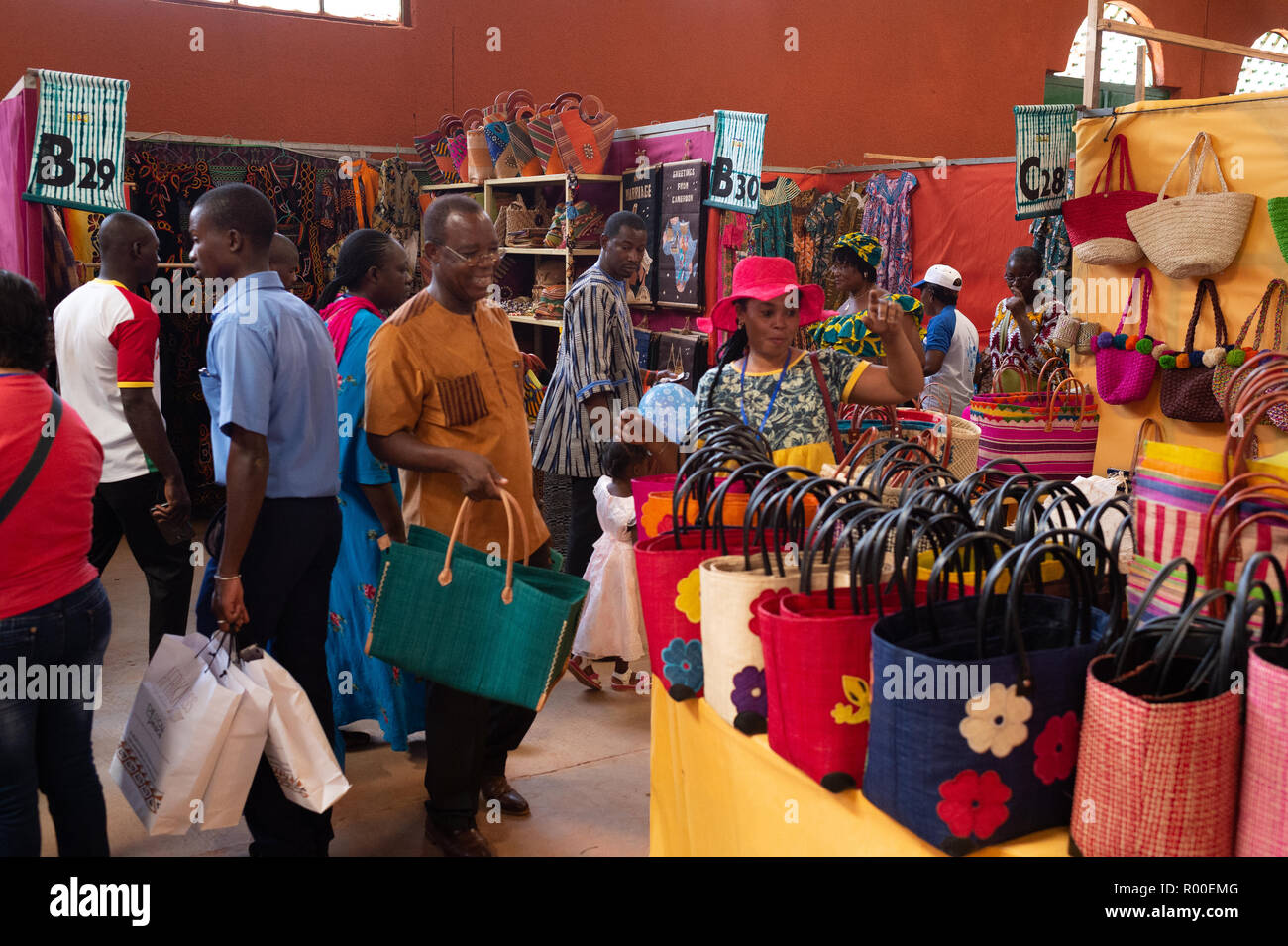 SIAO Ouagadougou, International Arts et artisanat, salon, Foire régionale 26 novembre 2018 - 04 octobre, Ougadoungou, Burkina Faso, Afrique Banque D'Images