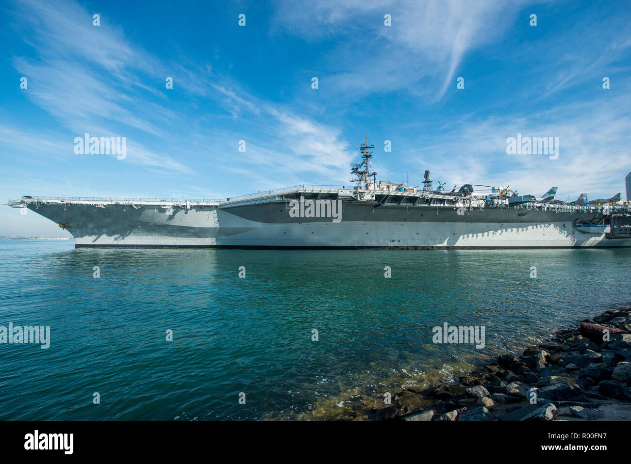 Porte-avions USS Midway (musée), le Port de San Diego, San Diego, Californie. Banque D'Images