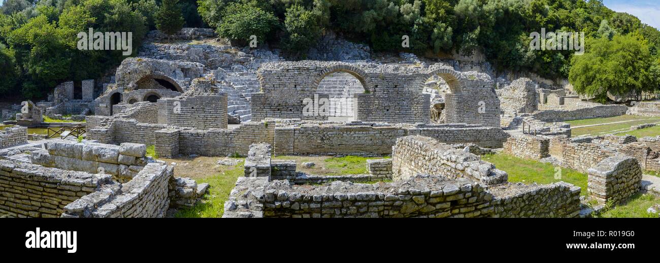 L'Albanie, BUTRINT. Fouilles de l'antique village de Butrint amphithéâtre romain et sanctuaire grecque de Dieu Asclépios, Banque D'Images