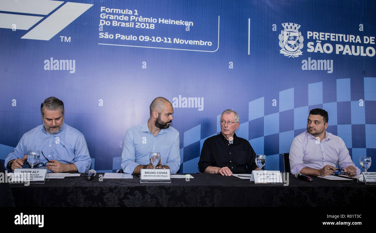 SÃO PAULO, SP - 31.10.2018 : BRUNO COVAS COLETIVA GP BRÉSIL F1 - Conférence de Presse du Grand Prix de Formule 1 du Brésil a été organisée avec la participation du maire de la ville de São Paulo, Bruno Covas, les séries municipal Vitor Aly, l'infrastructure urbaine et de travaux, Orlando Farias, le tourisme et l'organisateur de l'événement, au palmarès des succès magyars Tamas, le mercredi matin, 31 octobre, à l'Autodrome de Interlagos, à São Paulo. (Photo : Van Campos/Fotoarena) Banque D'Images