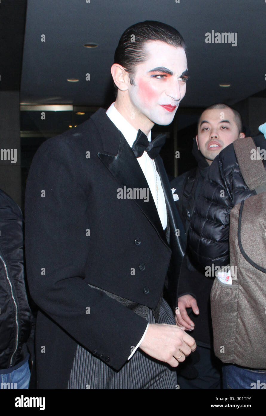 New York, USA. 31 octobre, 2018. Michael Huisman à NBC's Today Show Halloween 2018 du Rockefeller Plaza à New York le 31 octobre 2018. Credit : RW/MediaPunch MediaPunch Crédit : Inc/Alamy Live News Banque D'Images