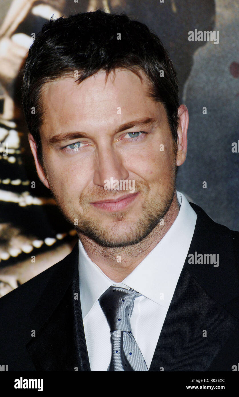 Gerard Butler en arrivant à la 300 première mondiale au Chinese Theatre de Los Angeles. portrait contact oculaire ButlerGerard073 Red Carpet Event, Vertical, USA, Cinéma, Célébrités, photographie, Bestof, Arts, Culture et divertissement, Célébrités Topix fashion / Vertical, Best of, événement dans la vie d'Hollywood, Californie - Tapis rouge et en backstage, USA, Cinéma, Célébrités, cinéma, télévision, Célébrités célébrités musique, photographie, Arts et culture, Bestof, divertissement, Topix headshot, vertical, une personne, à partir de l'an 2007, enquête tsuni@Gamma-USA.com Banque D'Images