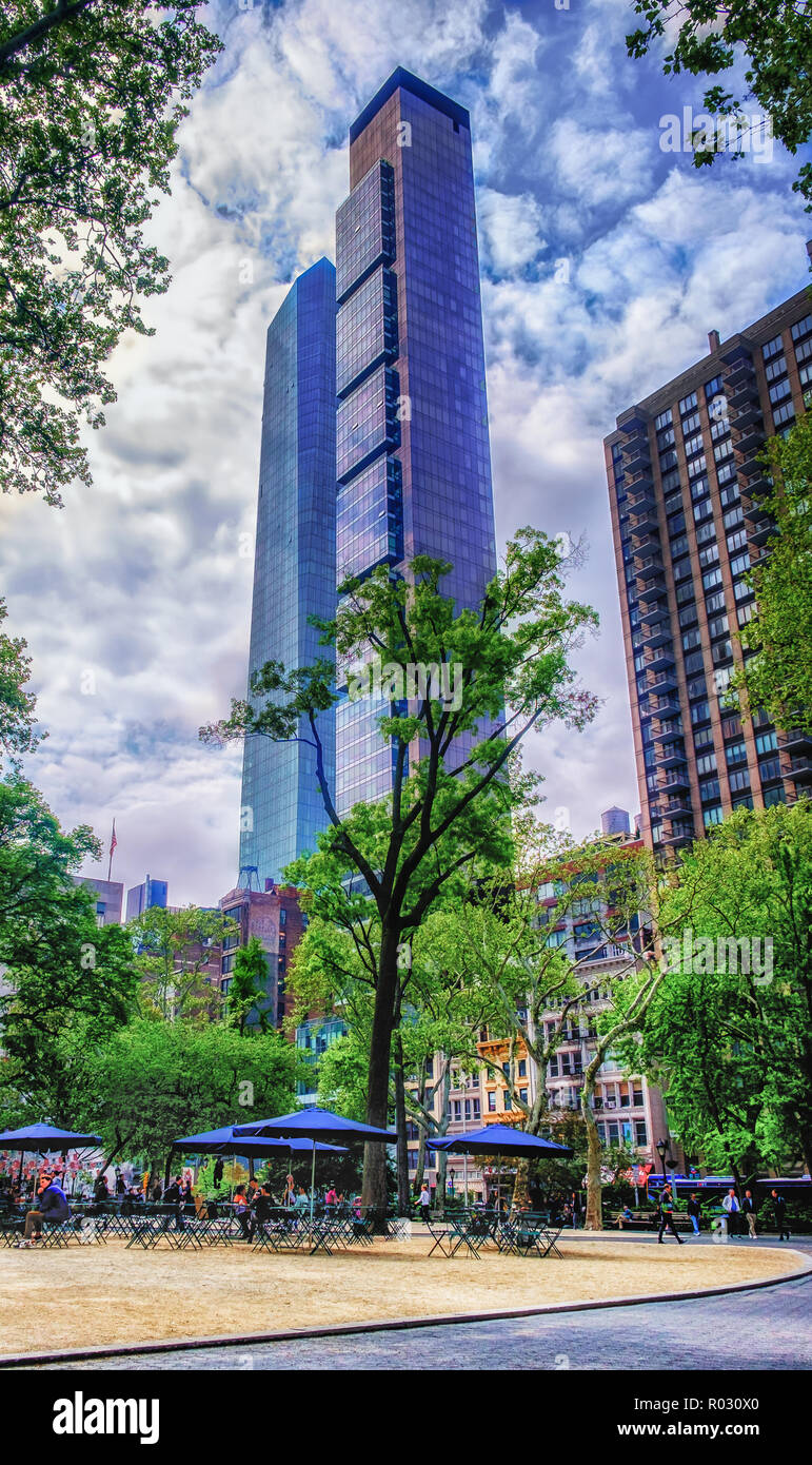 New York City, USA, mai 2018, vue de Madison Square Park, avec les gratte-ciel modernes dans l'arrière-plan Banque D'Images