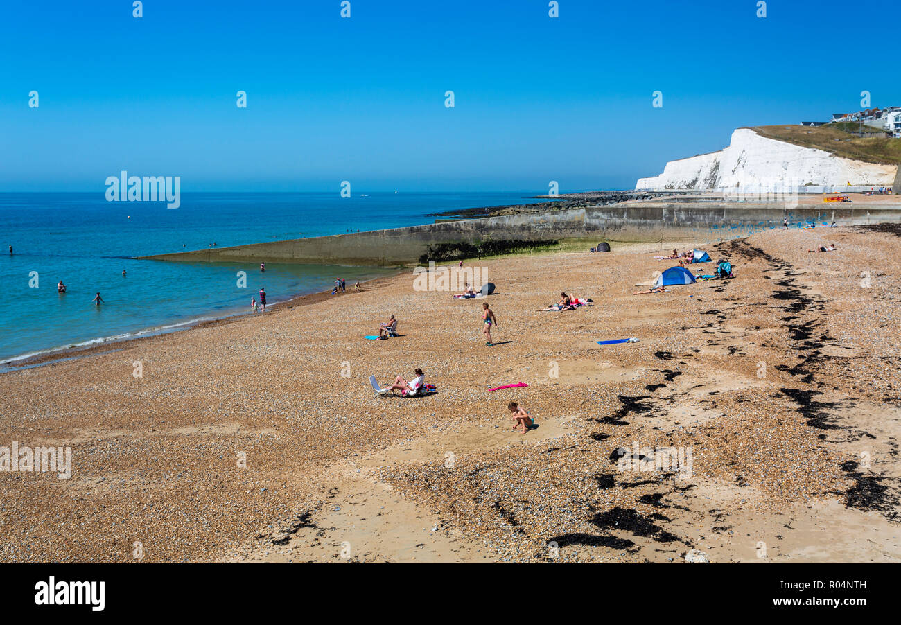 Les falaises et la plage Marina Undercliff, Brighton, Sussex, Angleterre, Royaume-Uni, Europe Banque D'Images