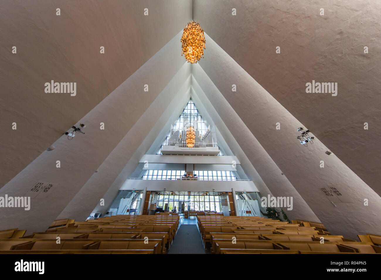 Vue de l'intérieur de la cathédrale de glace à Tromso, Norvège, Scandinavie, Europe Banque D'Images