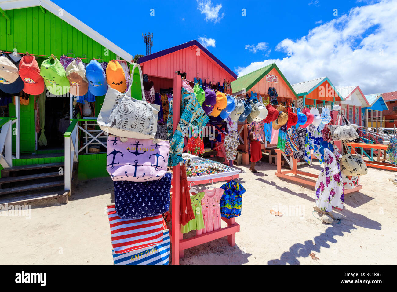 Boutiques de souvenirs touristiques, Long Bay Beach, Antigua, Antigua et Barbuda, Iles sous le vent, Antilles, Caraïbes, Amérique Centrale Banque D'Images
