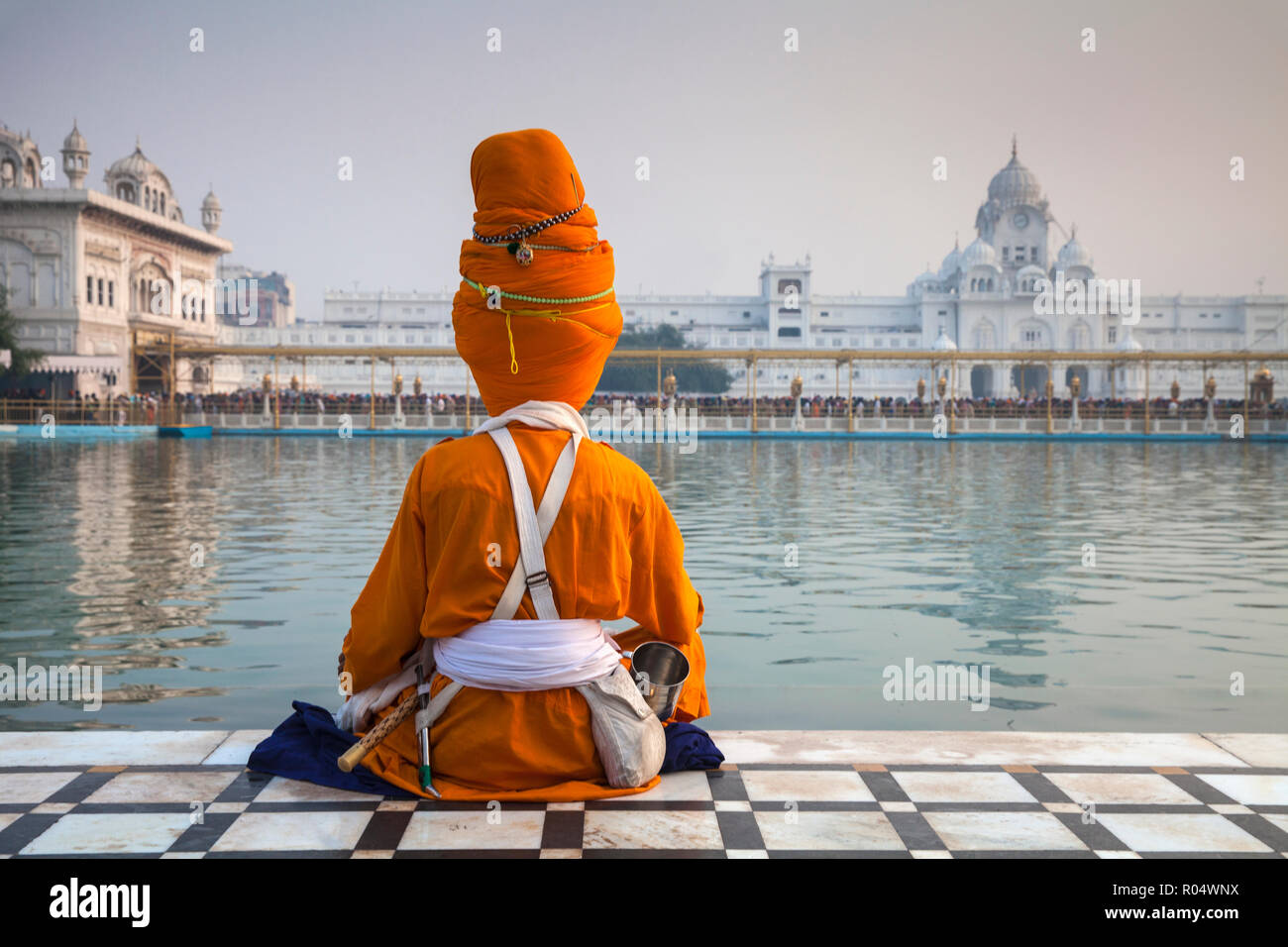 À l'Harmandir Sahib Sikh (le Temple d'Or), Amritsar, Punjab, en Inde, en Asie Banque D'Images