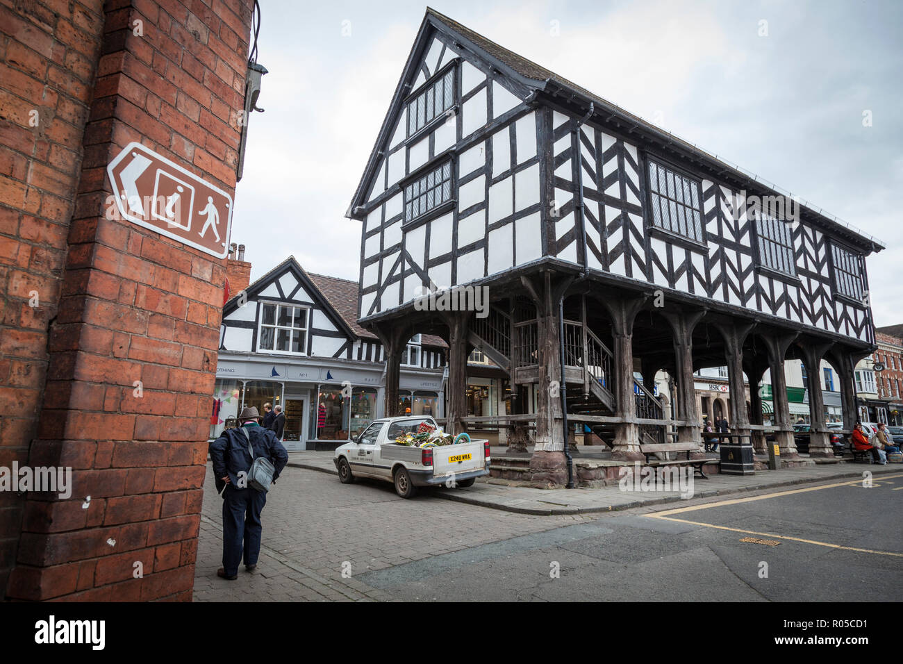 Cadre en bois du 17ème siècle maison du marché à Ledbury Banque D'Images