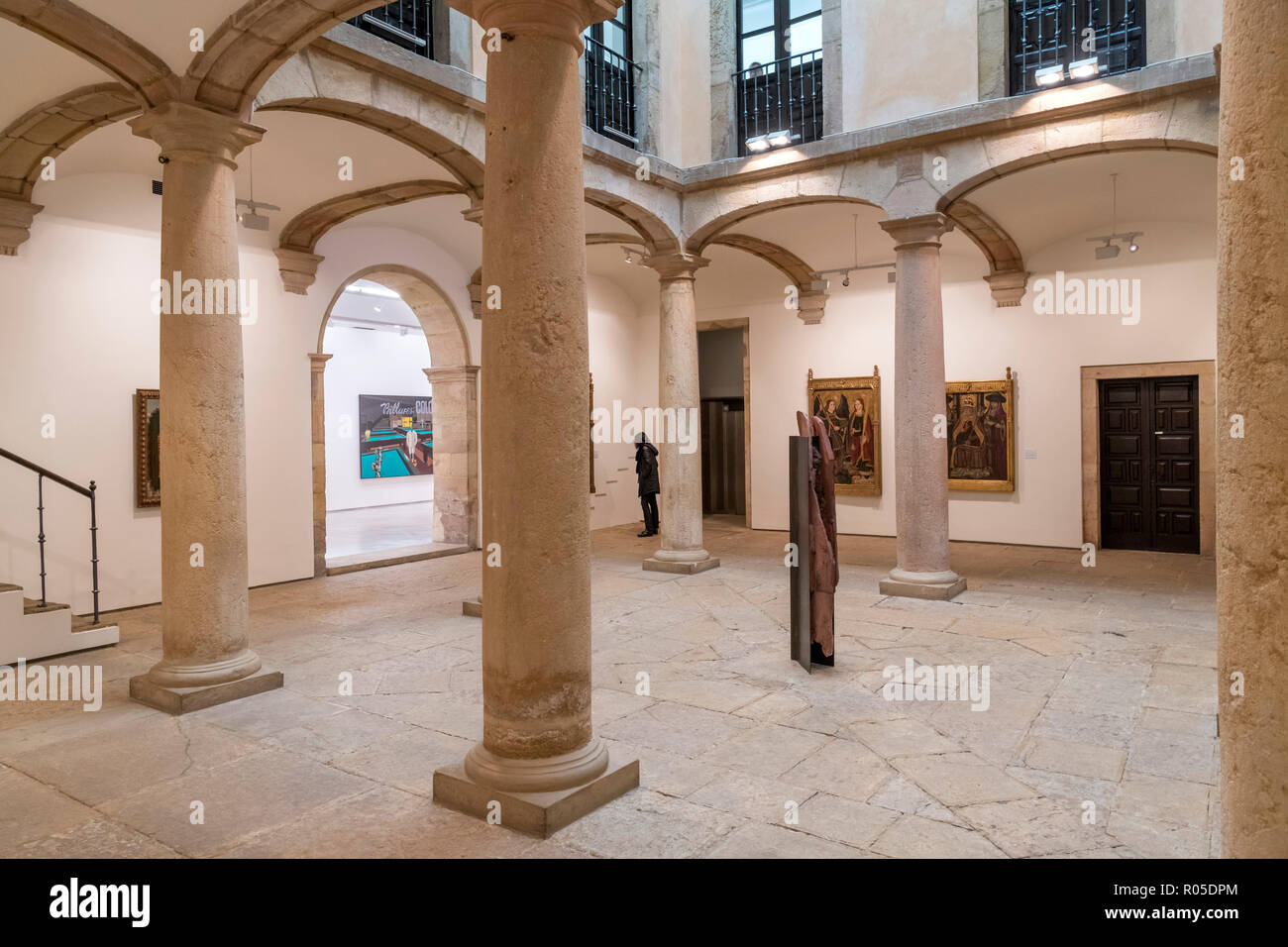 L'intérieur du Museo de Bellas Artes (Musée des Beaux Arts), Oviedo, Asturias, Espagne Banque D'Images