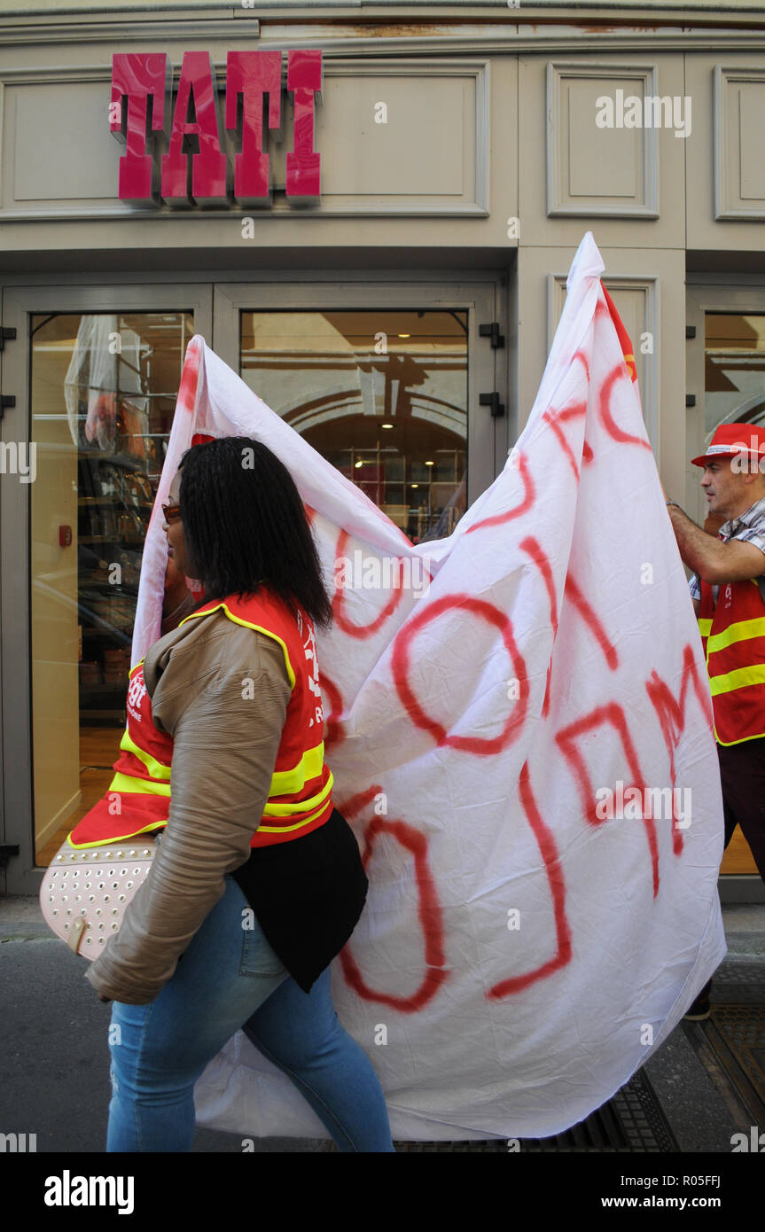 Les employés en grève de protestation de Tati à Lyon, France Banque D'Images