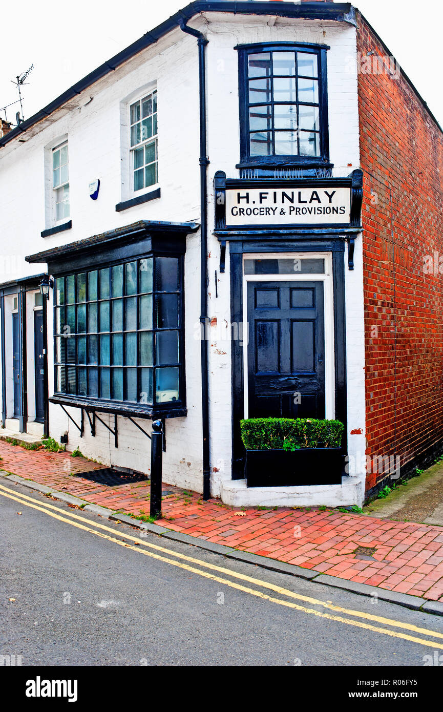 H Finlay ex grocer shop, Tunbridge Wells, Kent, Angleterre Banque D'Images