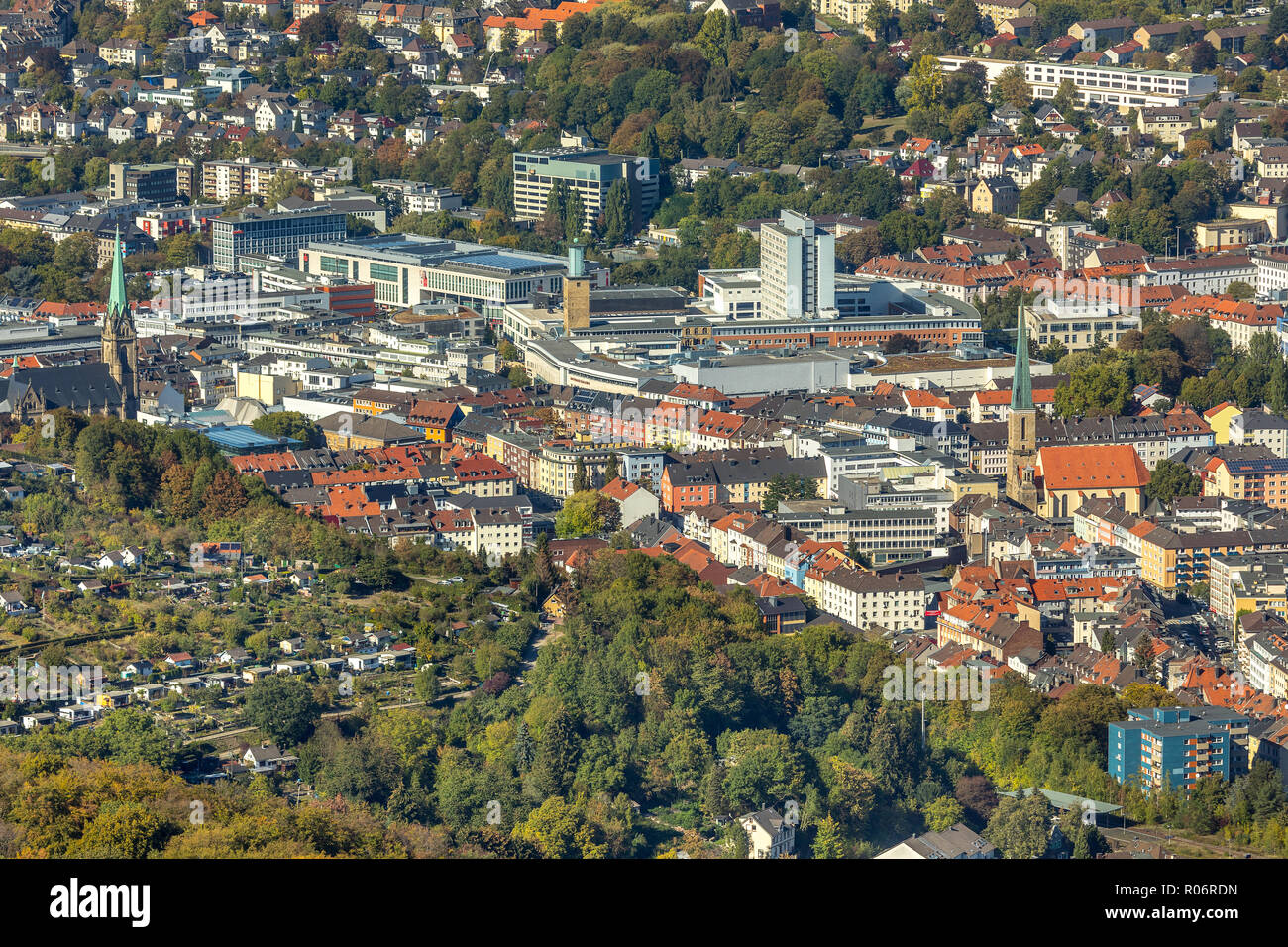 Vue aérienne, le centre-ville de Hagen, paroisse catholique Saint Marien, Mariengasse, Osthaus Museum, Randstad Hagen, Hagen, Ruhr, Rhénanie du Nord-Westphalie, Germ Banque D'Images