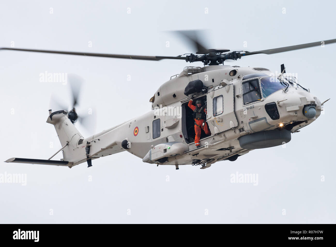 Un hélicoptère militaire NH90 NFH du 40e Escadron de l'Armée de l'air belge. Banque D'Images