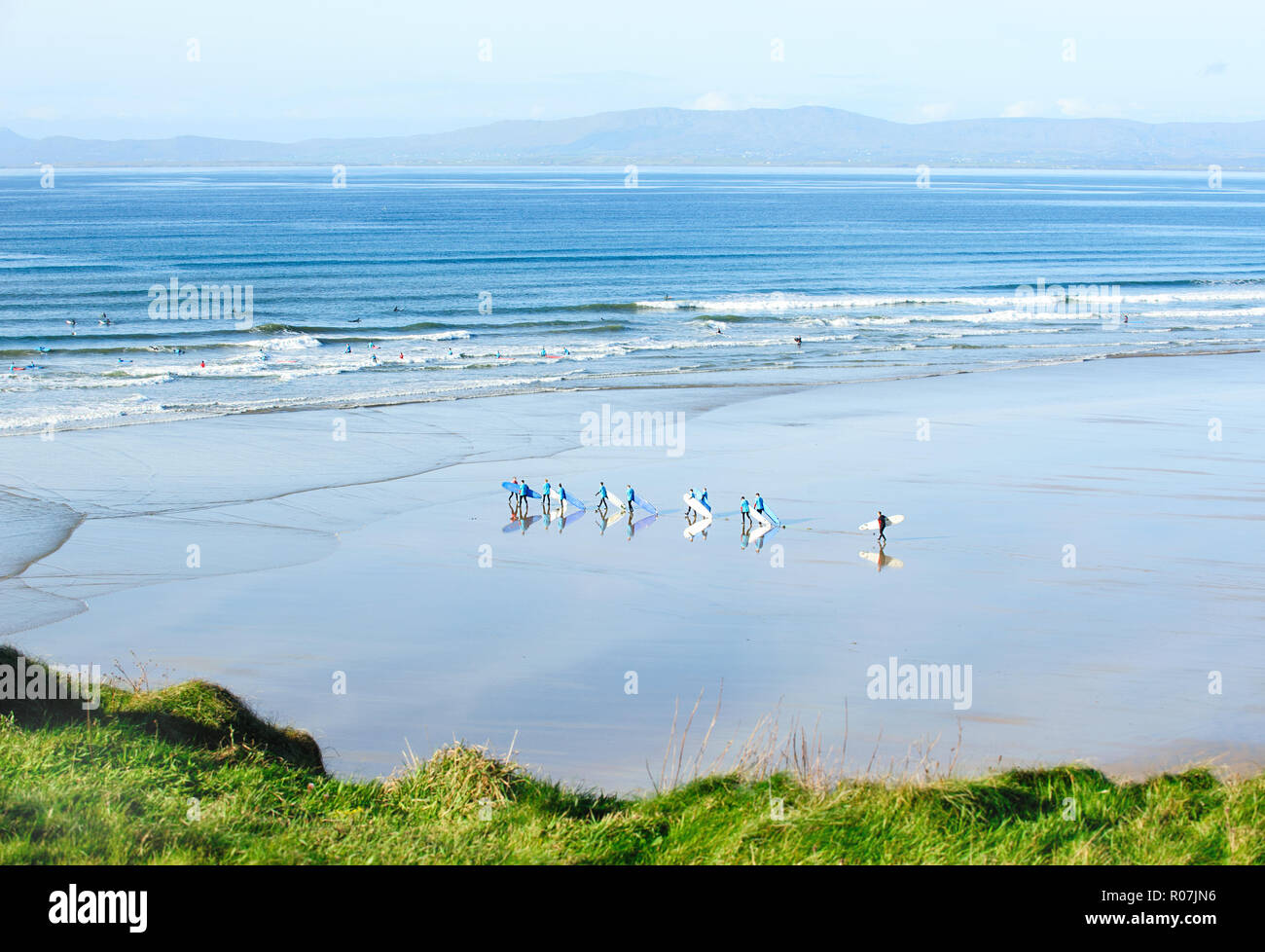 Magnifique plage de sable,Tullan Strand, qui attire les surfeurs de toute l'Irlande et l'Europe Banque D'Images