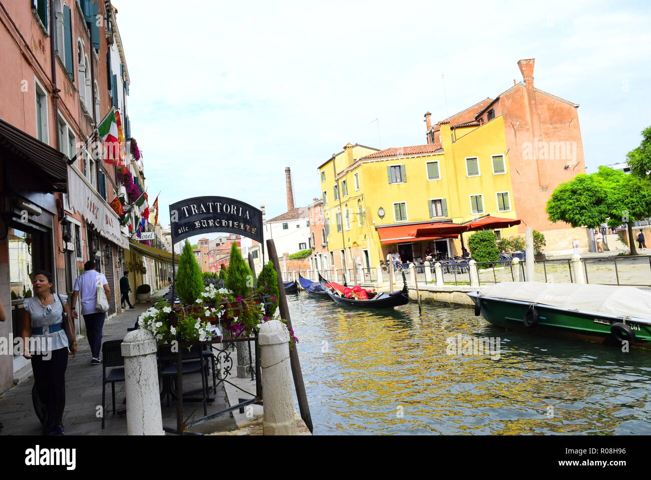 La photo reflex numérique HD de Venise, Italie. Toutes les photos sont prises dans la vraie Venise Italie. Vous pouvez voir le Grand Canal, bateaux, lieux, bâtiments. A voir Banque D'Images