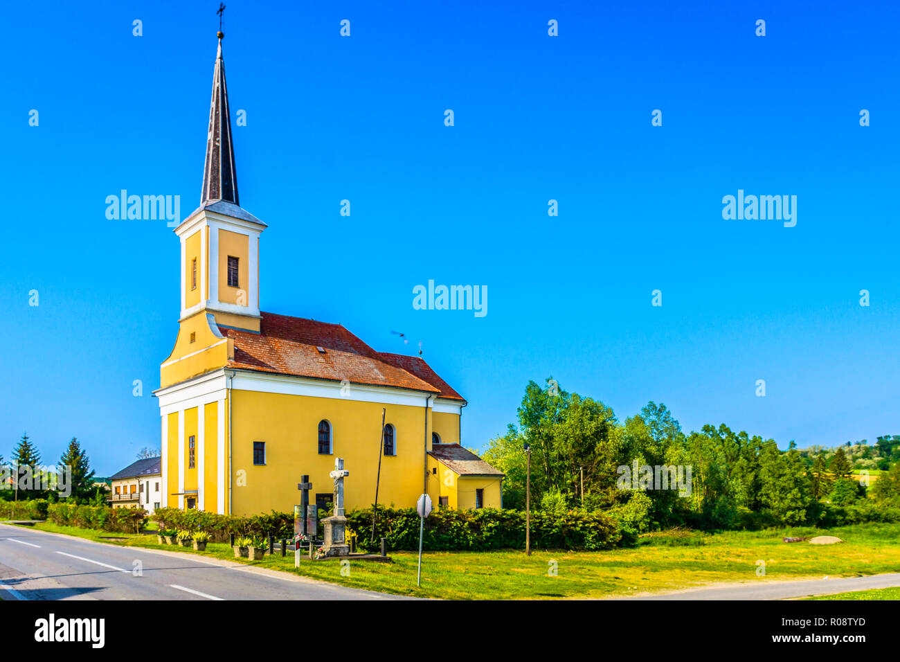 Vue panoramique à l'église majestueuse à Koprivnica, Croatie du Nord. Banque D'Images