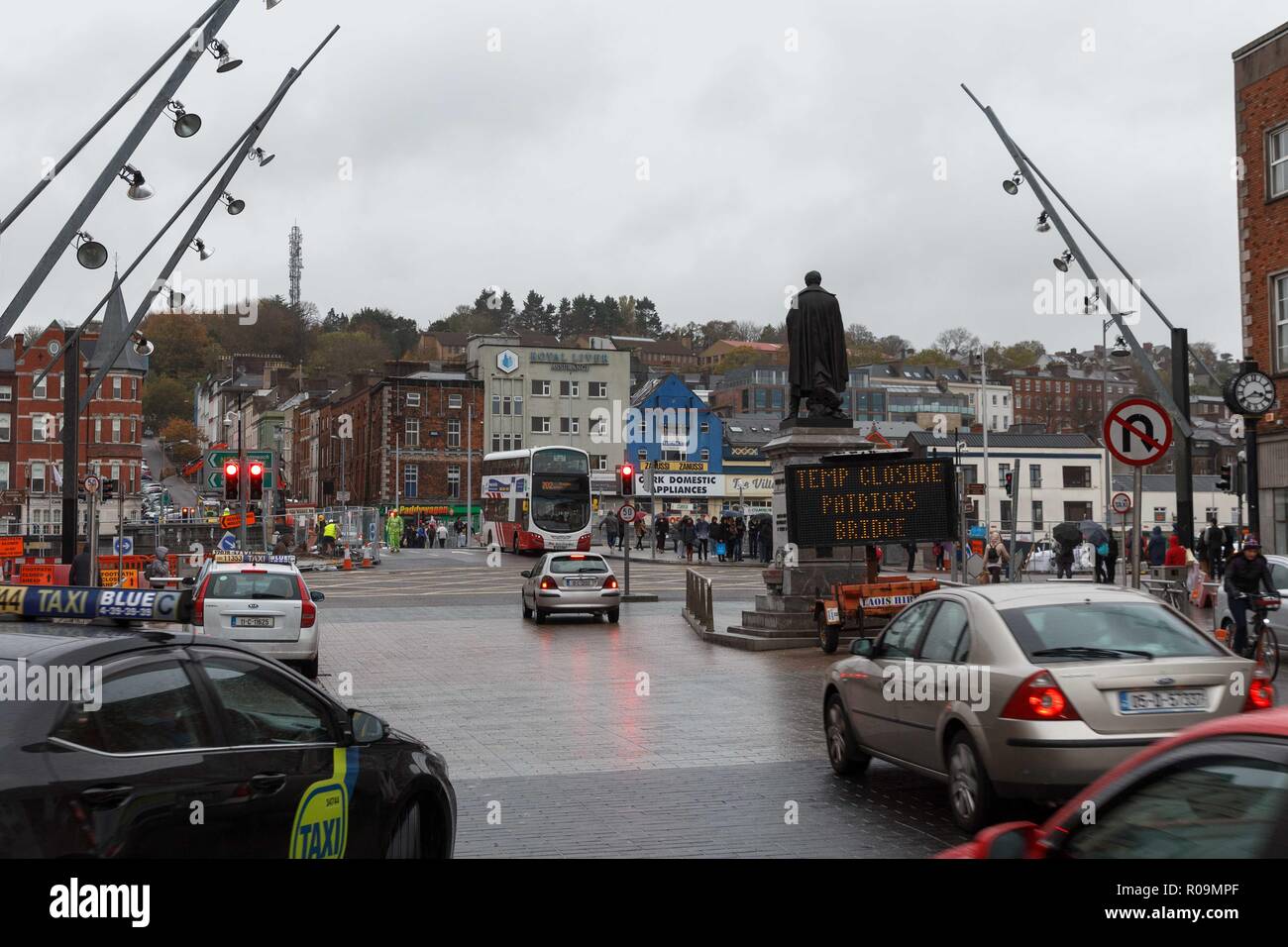 Cork, Irlande. 29Th sep 2018. Fermeture Du Pont St Patricks, la ville de Cork. Vendredi prochain St Patricks pont sera près de 7h00 sur le 9ème jusqu'à 6h le lundi 12. C'est pour faciliter des travaux de resurfaçage des routes dans le cadre de la réhabilitation du pont St Patricks Cumnor par Construction. Le projet a déjà vu le sentier en amont fermé jusqu'à mi-novembre. Credit : Damian Coleman/Alamy Live News. Banque D'Images