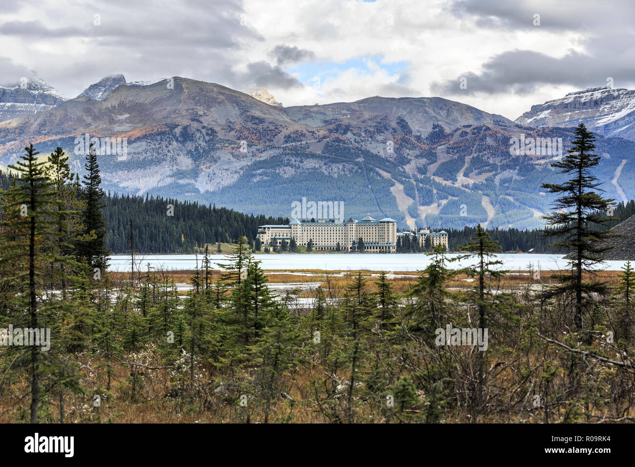 Chateau Lake Louise, Banff National Park, Alberta, Canada. Banque D'Images