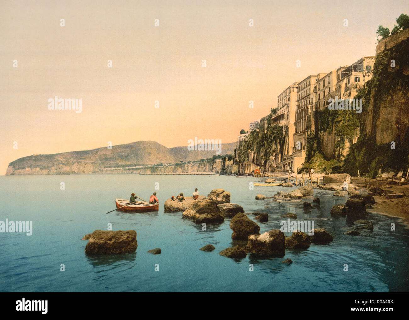 Par la mer de Sorrente, Italie, impression Photochrome, Detroit Publishing Company, 1900 Banque D'Images