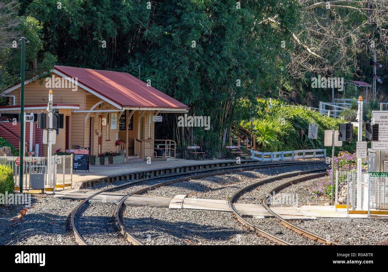 Les lignes de chemin de fer dans les montagnes près de Toowoomba, Australie Banque D'Images