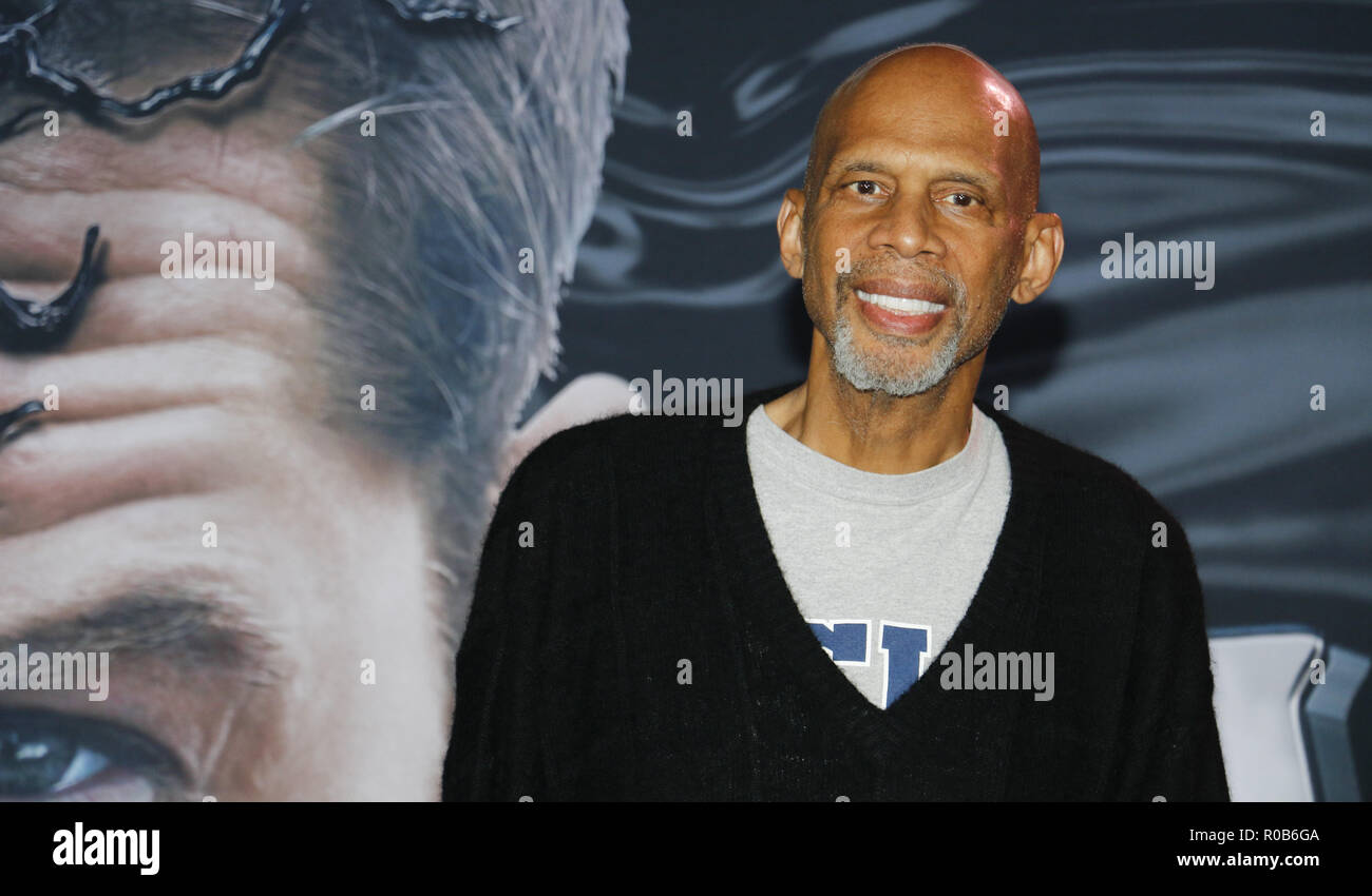 Première de film avec Venom : Kareem Abdul-Jabbar Où : Los Angeles, California, United States Quand : 01 Oct 2018 Apega/WENN.com Crédit : Banque D'Images