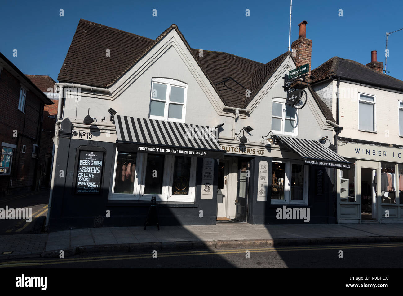 Un pub et des bouchers shop appelé le boucher du robinet à Spittal Street à Marlow Buckinghamshire, Angleterre Banque D'Images
