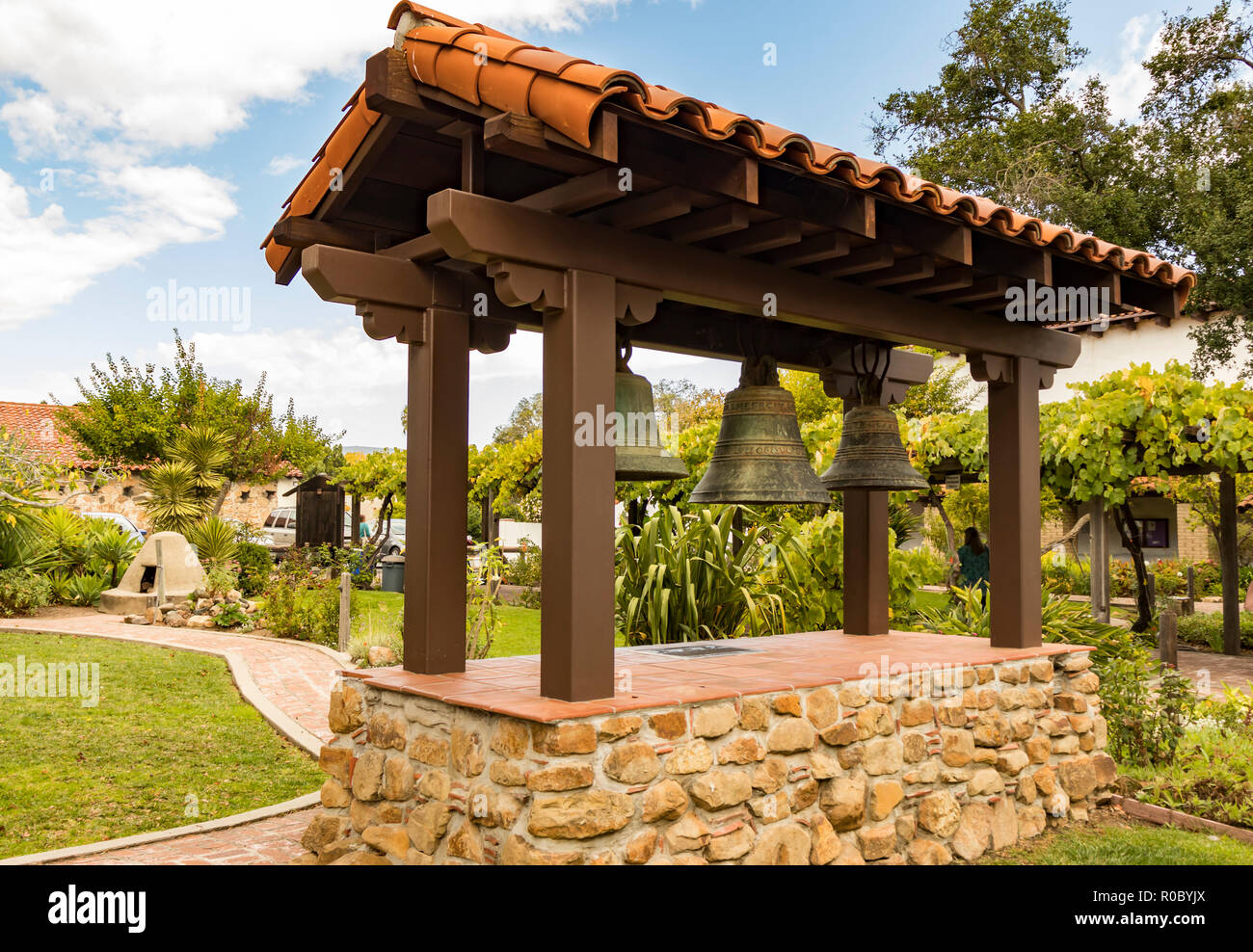Cloches d'origine à la mission de San Luis Obispo, Californie, USA. L'une des série d'avant-postes religieux espagnol de la Haute Californie. Banque D'Images