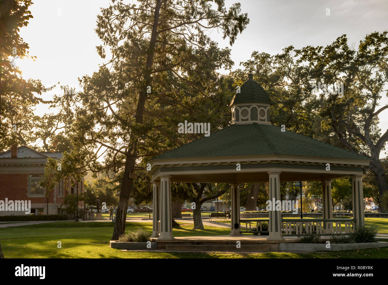 Au pavillon du Parc de la ville de Paso Robles, Californie, USA. Banque D'Images