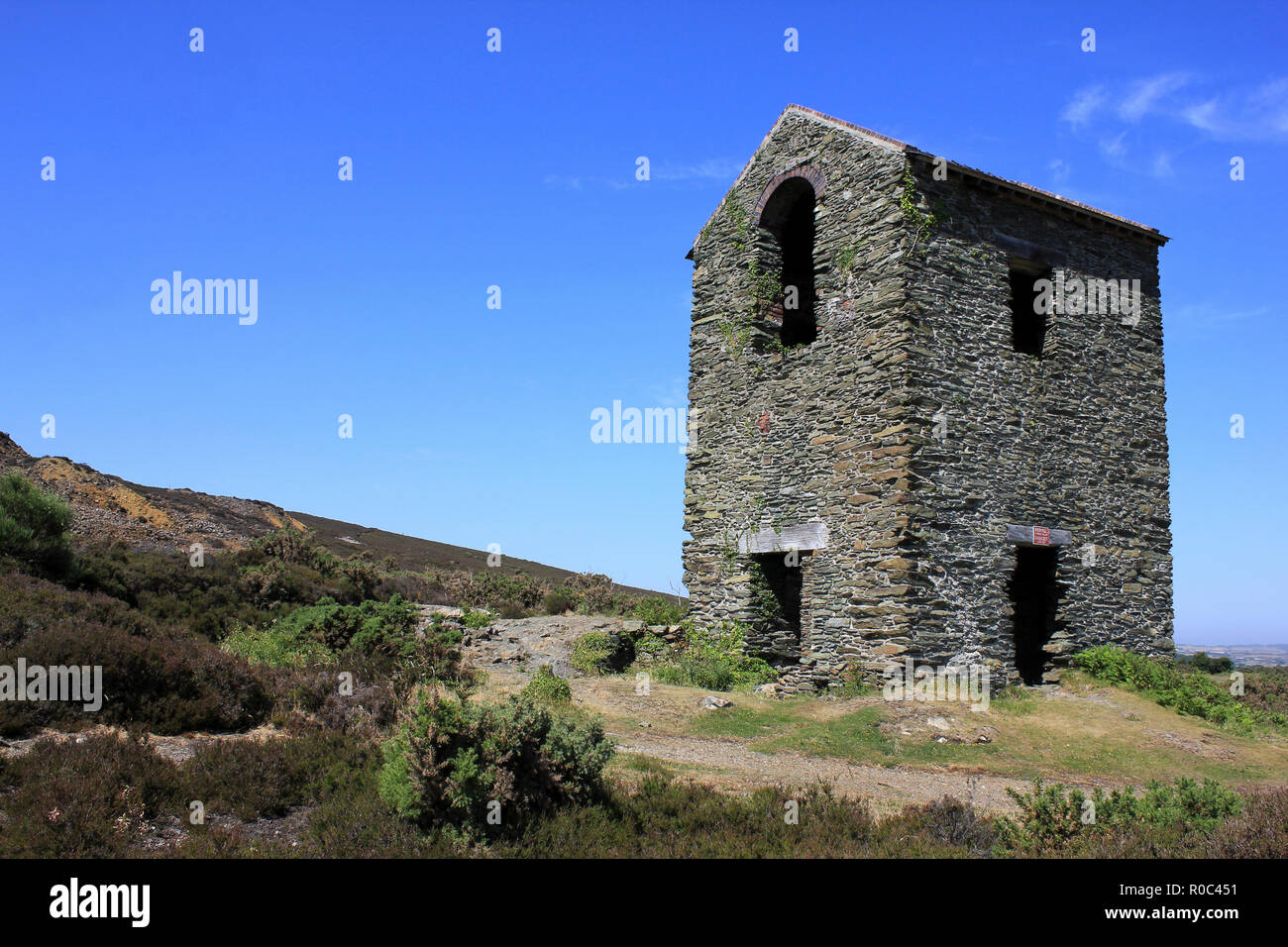 Ruines de la maison de l'arbre de pompe moteur Pearl, Parys Mountain Mine, Anglesey, UK Banque D'Images