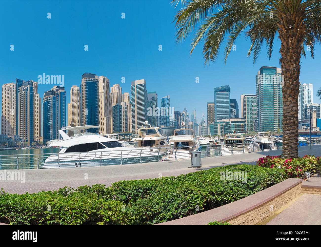 - Les gratte-ciel de Dubaï Marina et de la promenade. Banque D'Images