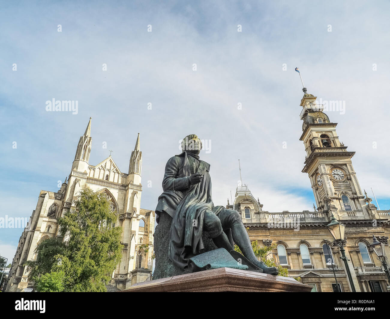 Robert burns statue e st pauls cathedral Banque de photographies et d