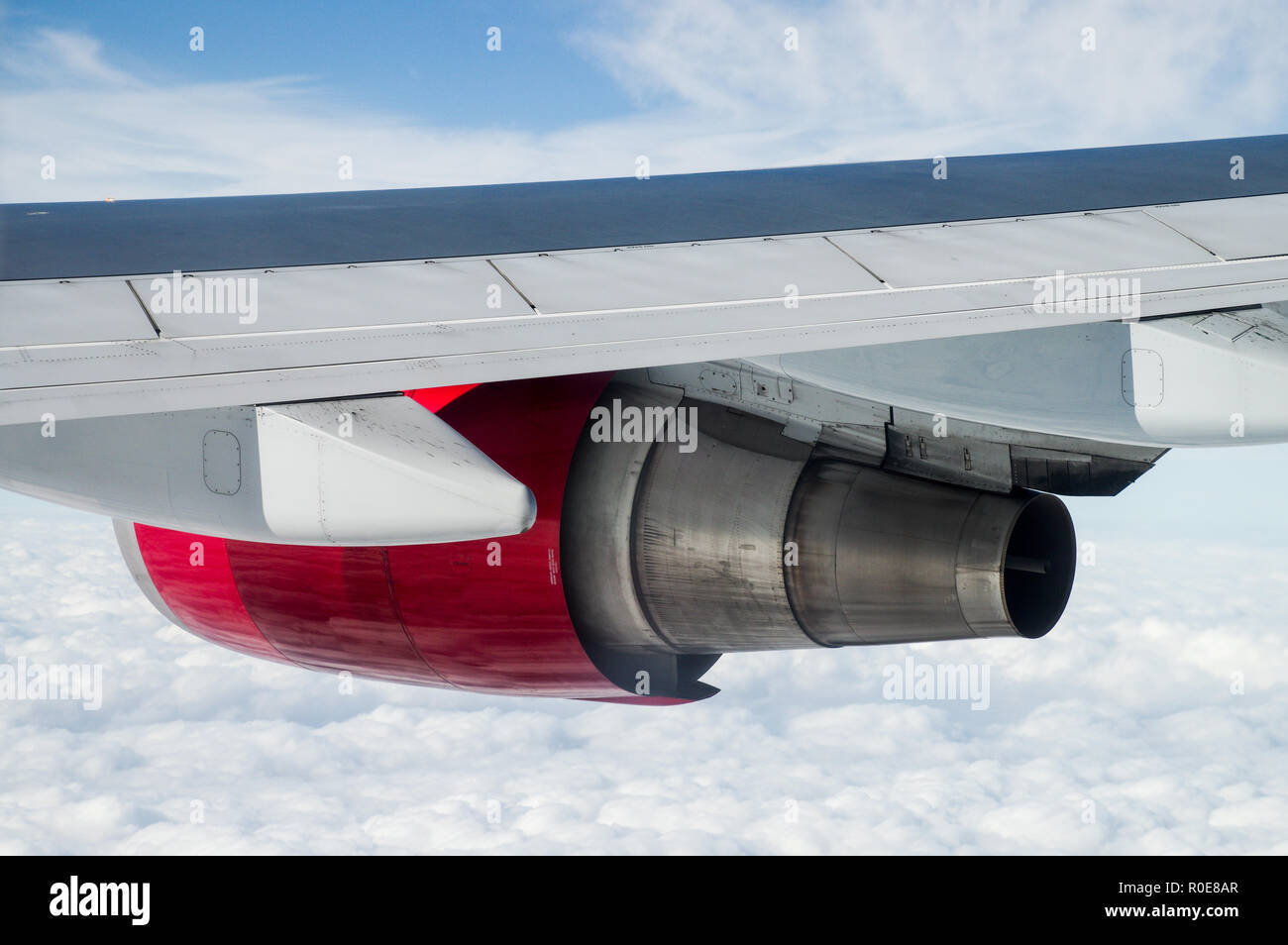 Moteur d'un Boeing en vol en 7474 Virgin Atlantic Banque D'Images