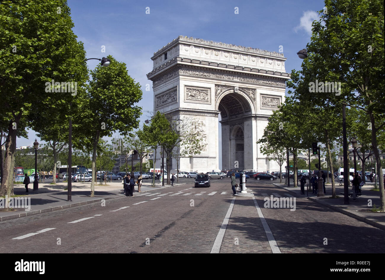 L'Arc de Triomphe de l'Etoile (Arc de Triomphe) dans la Place Charles de Gaulle à la fin de l'Arc de Triomphe, Paris, France. Banque D'Images