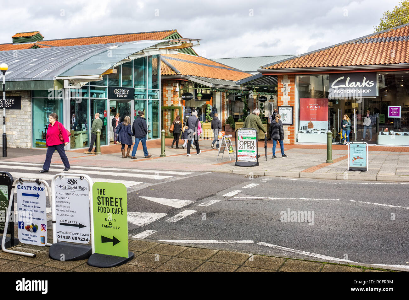 Sortie de plein air au centre commercial dans la rue Somerset, Royaume-Uni le 3 novembre 2018 Banque D'Images