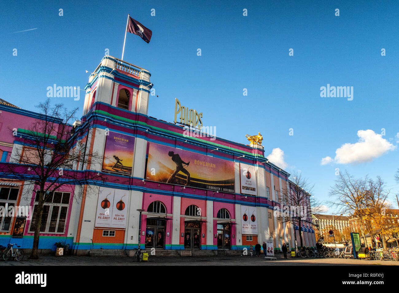 Palads Teatret (le cinéma Palads), également connu simplement comme l'Palads, est un cinéma exploité par Nordisk Film dans le centre de Copenhague, au Danemark. Banque D'Images