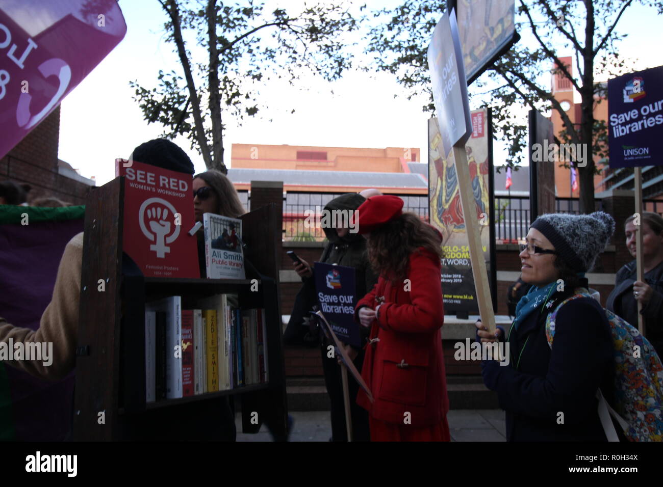 Manifestation nationale et Rallye : enregistrer nos bibliothèques, musées et Culture ! Le 3 novembre, l'unisson est la tenue d'une manifestation et rassemblement à l'ambiance familiale Banque D'Images