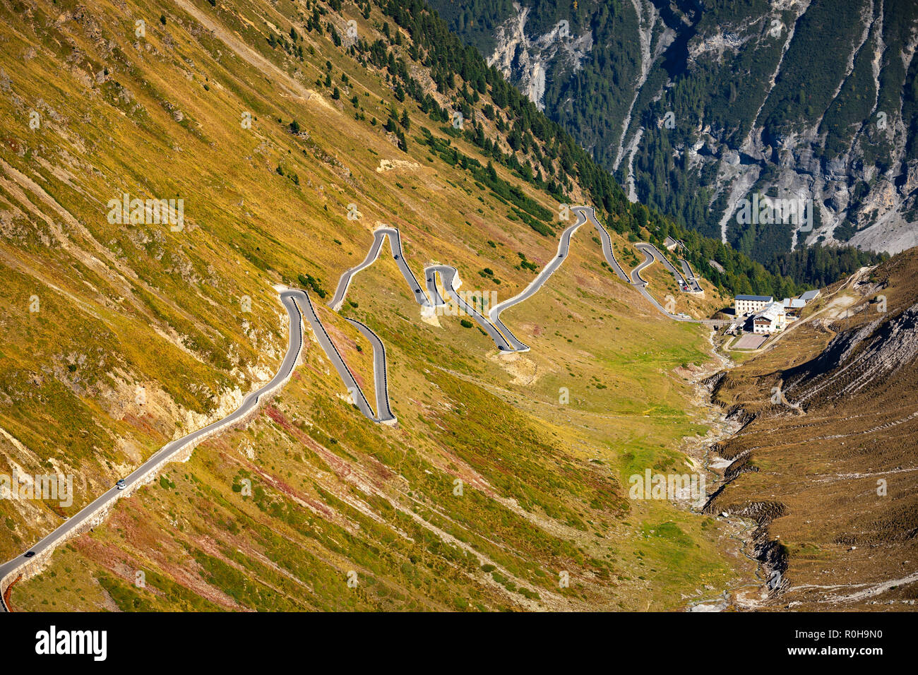Route La Plus Haute Banque d'image et photos Alamy
