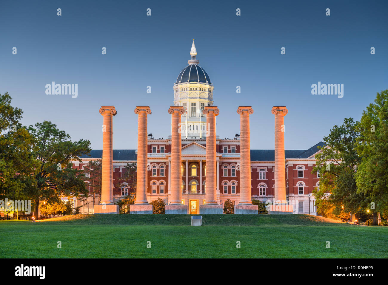 Columbia, Missouri, USA campus historique et de colonnes. Banque D'Images