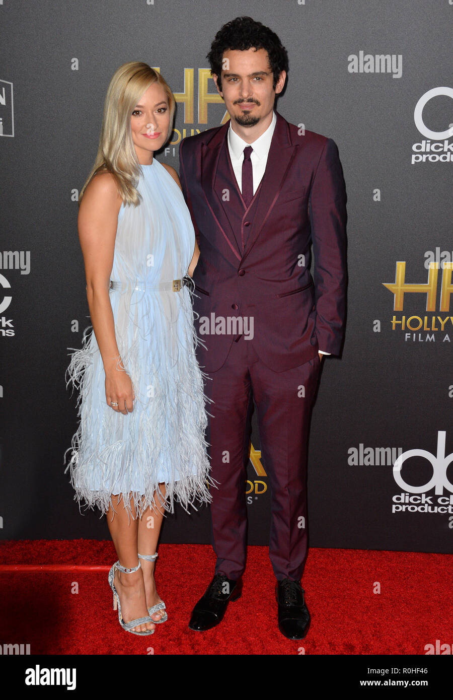 LOS ANGELES, CA. Novembre 04, 2018 : Damien Chazelle & Olivia Hamilton à la 22e Hollywood Film Awards au Beverly Hilton Hotel. Photo : Paul Smith/Featureflash Banque D'Images